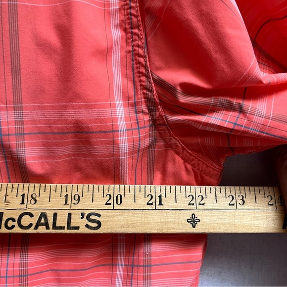 Woolrich Men's orange Plaid button down shirt Sz M - Picture 8 of 9